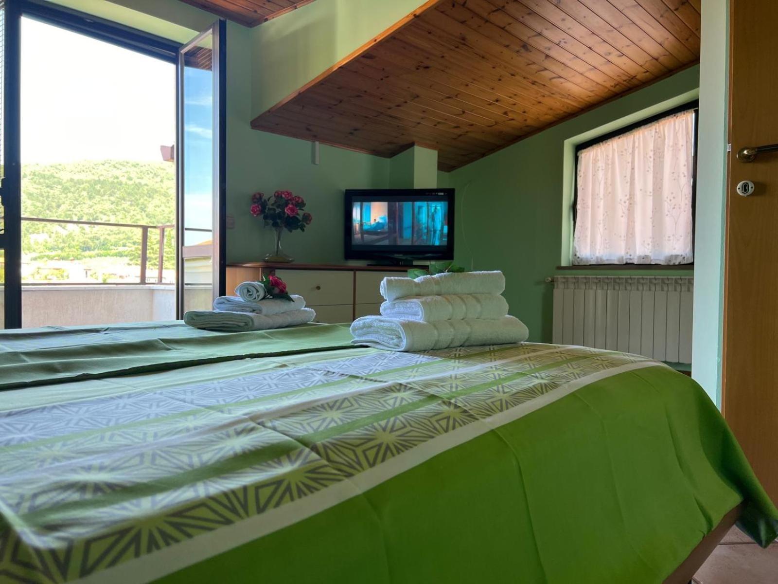 Apartma Mimi Dekani Exteriér fotografie